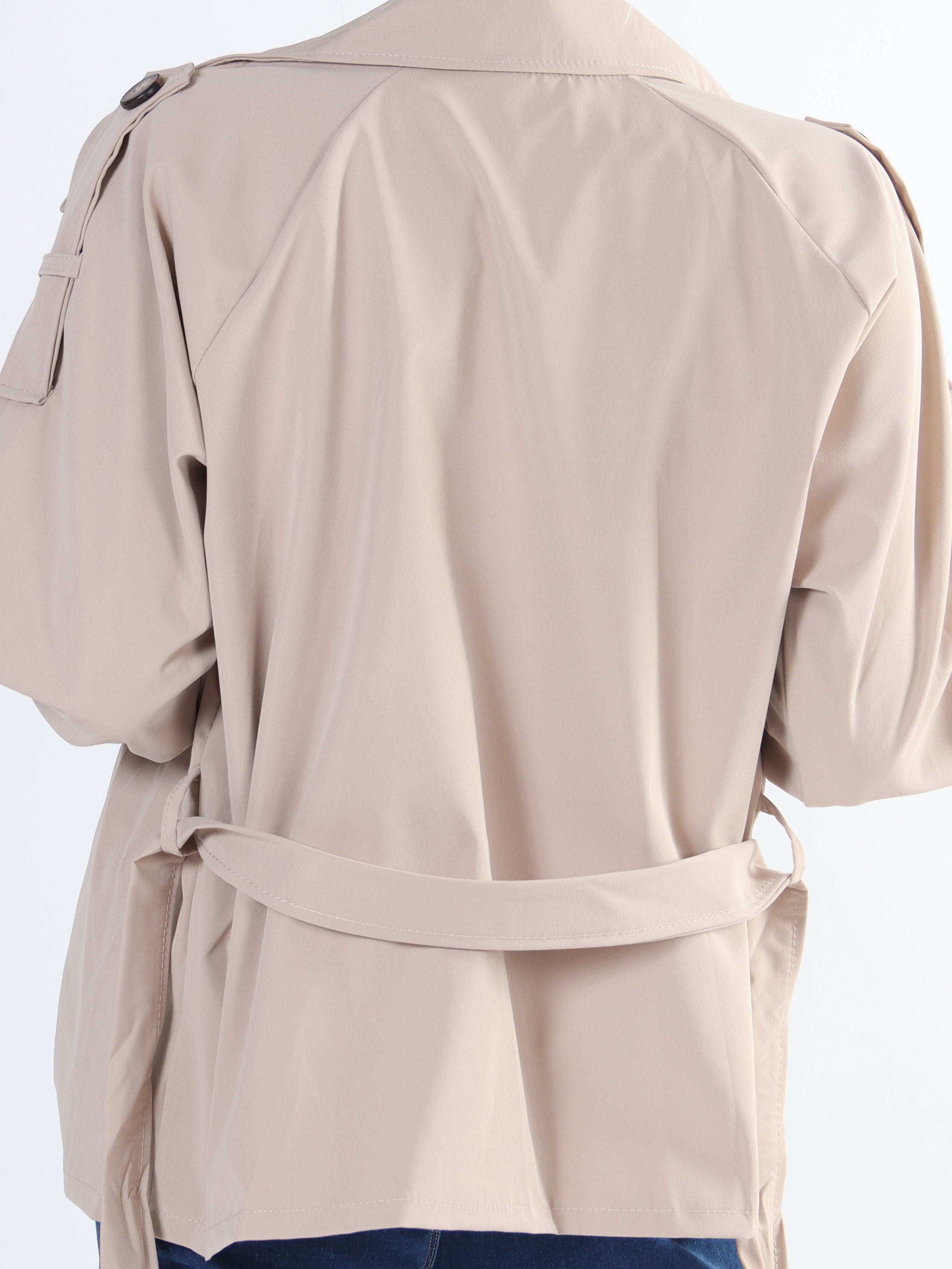 Carmen - Kort trench coat med knapper